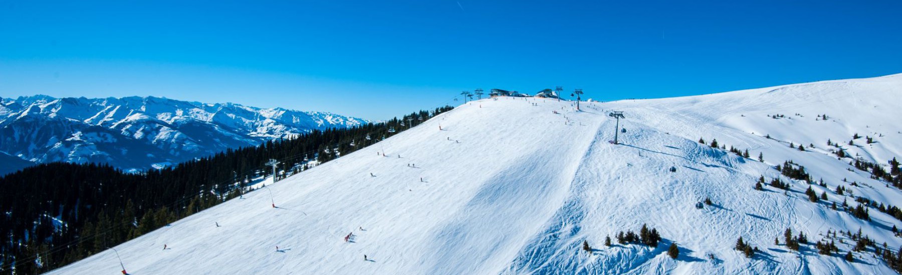skipiste vanuit de lucht in zell am see